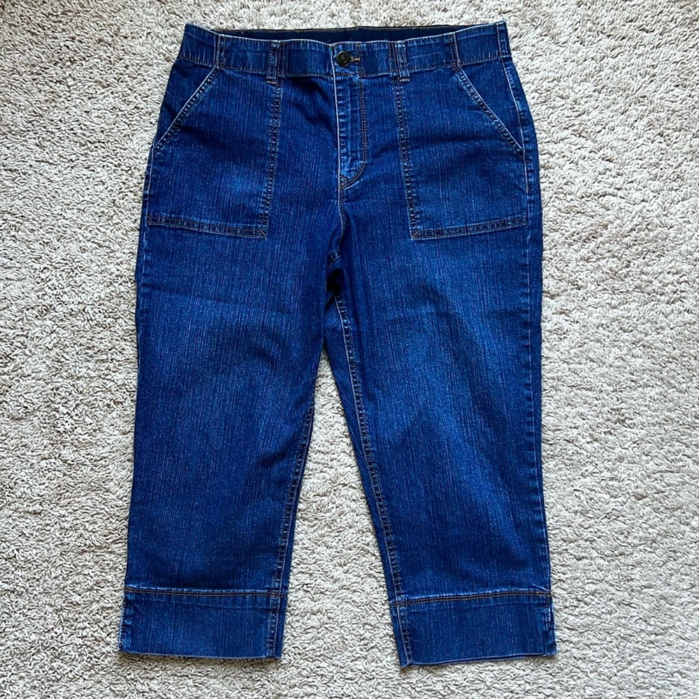 Gloria Vanderbilt Capri Jeans Pants Size 10 Two Front Pockets